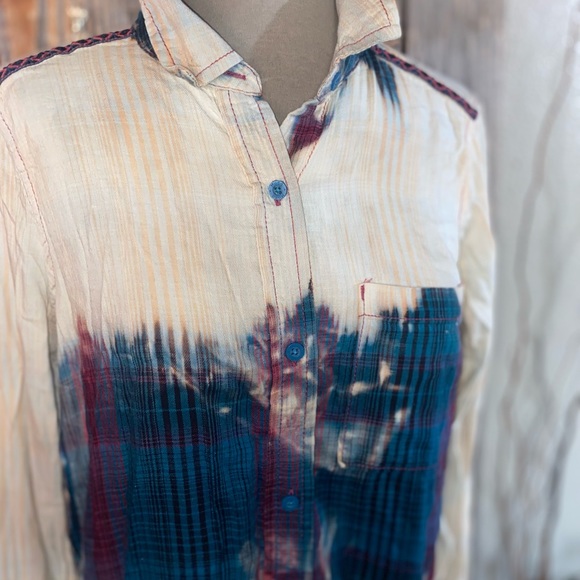Bleached Flannel Top - Picture 11 of 11